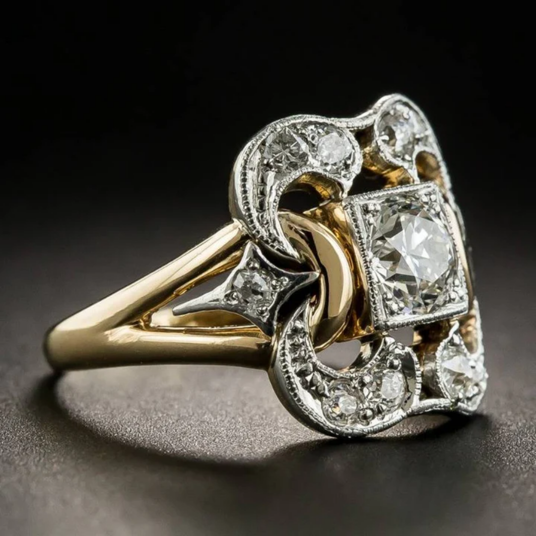 Classic Gold Ring with Timeless Appeal