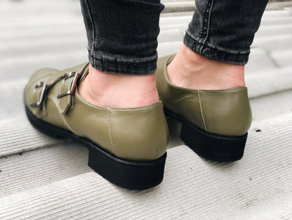Graceful Orthopedic Shoes for Modern Look