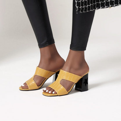 Chic Orthopedic Sandals with Unique Design