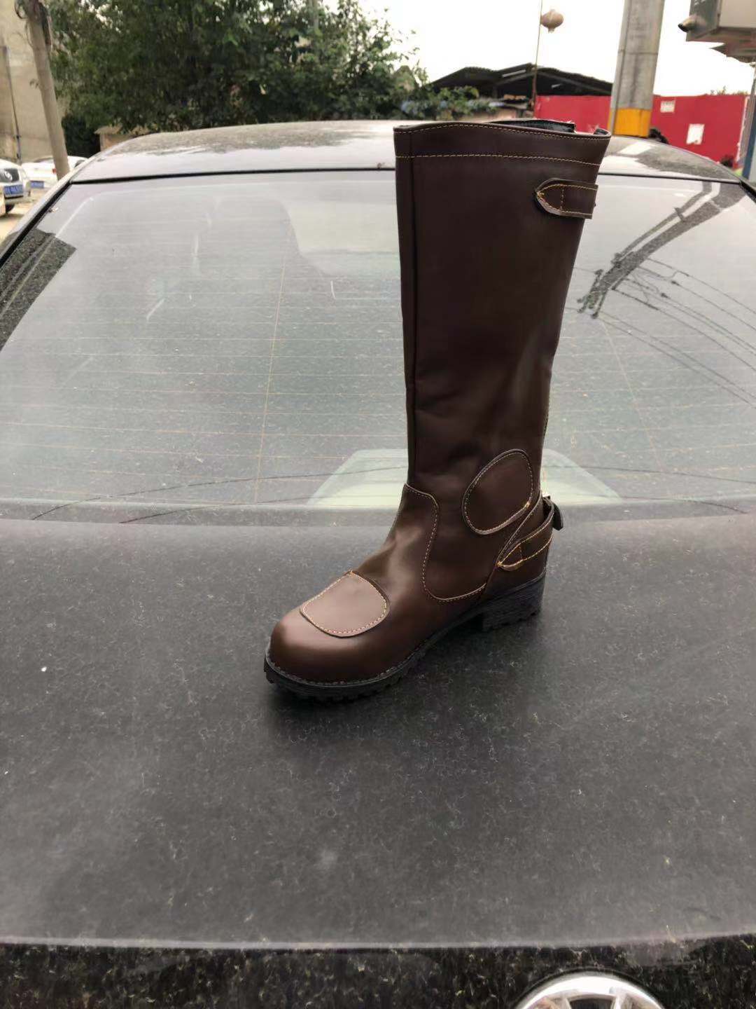 Chic Orthopedic Boots with Unique Design