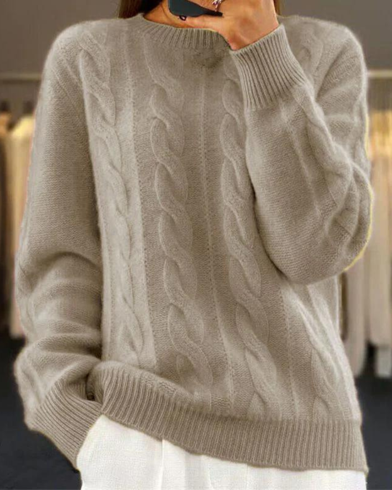 LM | Relaxed and timeless sweater