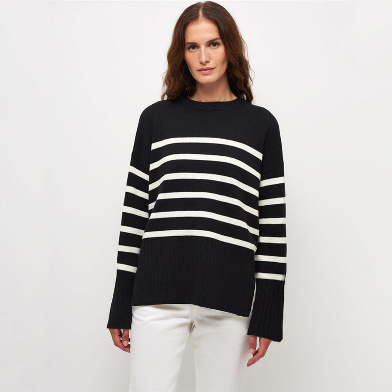 Timeless Vintage Style Jumper