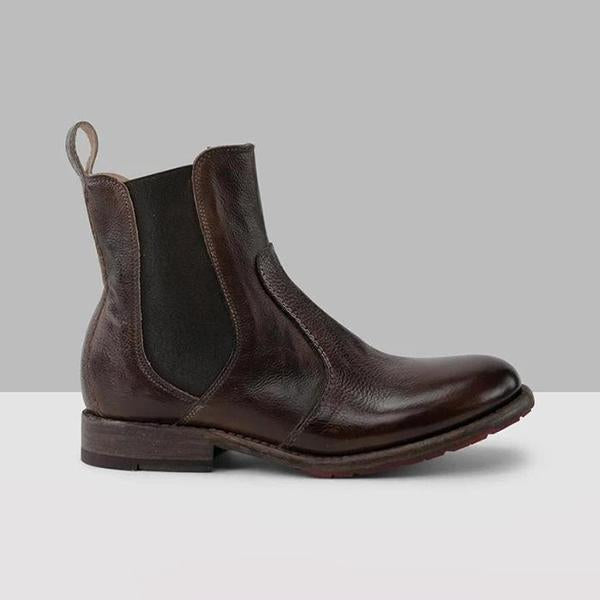 LM | Fashionable supportive orthopaedic shoes