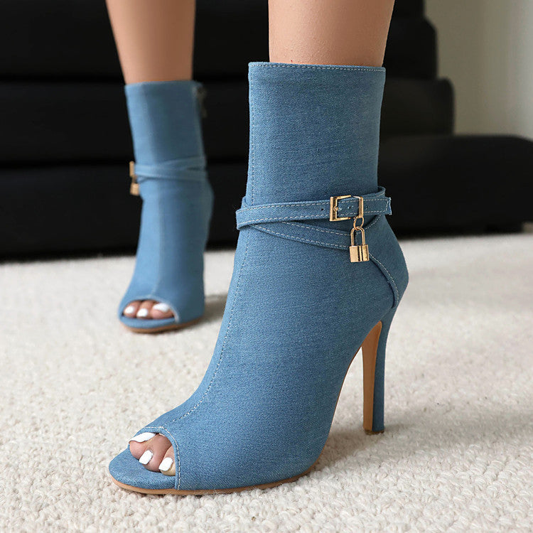 Chic Orthopedic Sandals with Unique Design
