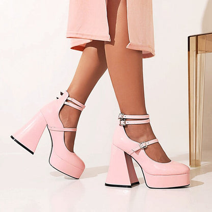 Chic Orthopedic Shoes with Unique Design