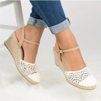 Graceful Orthopedic Sandals for Modern Look