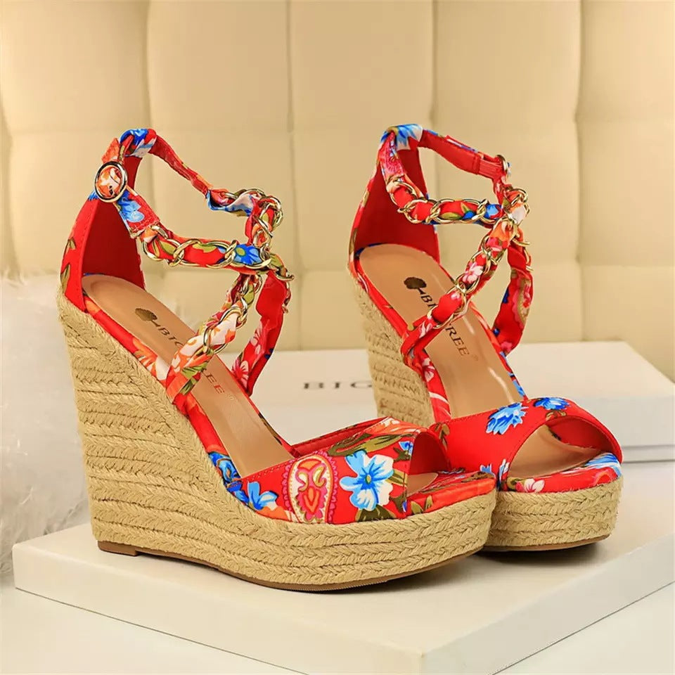 Beautifully Crafted Orthopedic Sandals