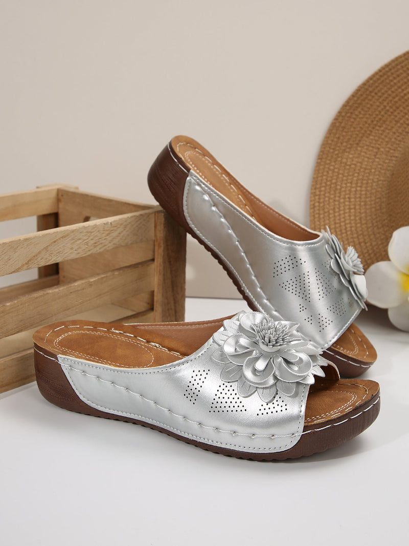 Chic Orthopedic Sandals with Unique Design