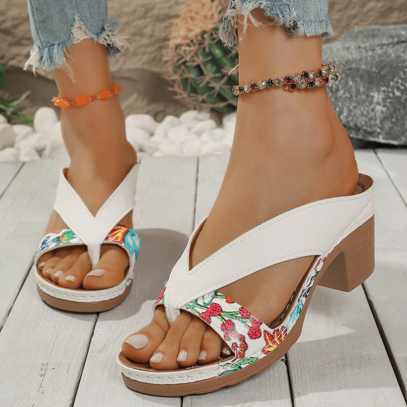 Chic Orthopedic Sandals with Unique Design