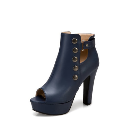 Classic Orthopedic Sandals with Timeless Style