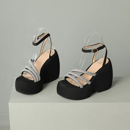 Chic Orthopedic Sandals with Unique Design