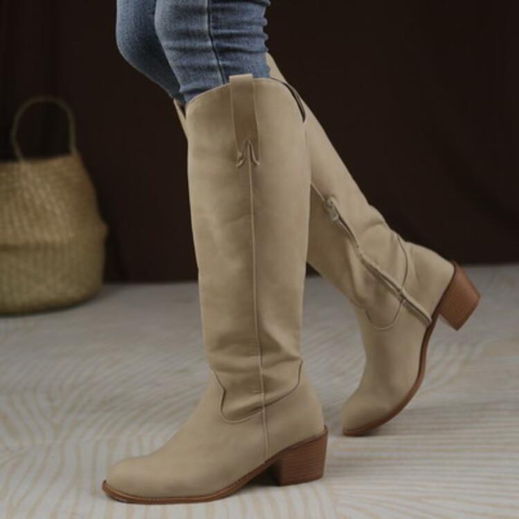 Graceful Orthopedic Boots for Modern Look