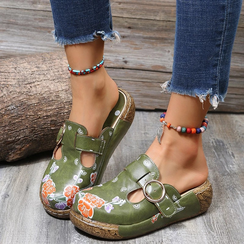 Chic Orthopedic Sandals with Unique Design