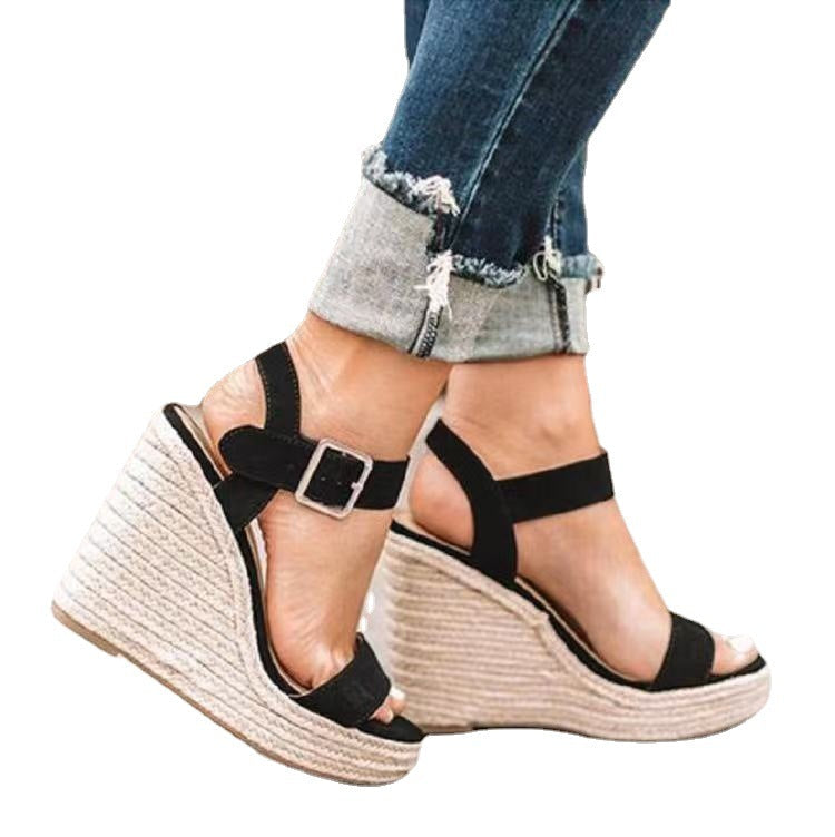 Graceful Orthopedic Sandals for Modern Look