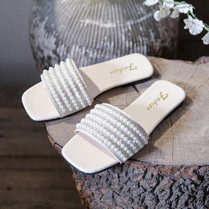 Graceful Orthopedic Sandals for Modern Look