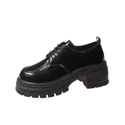 Graceful Orthopedic Shoes for Modern Look