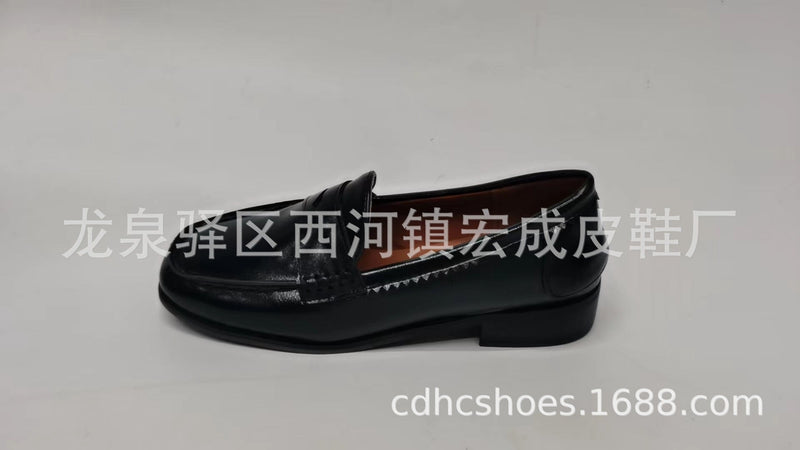 Chic Orthopedic Shoes with Unique Design