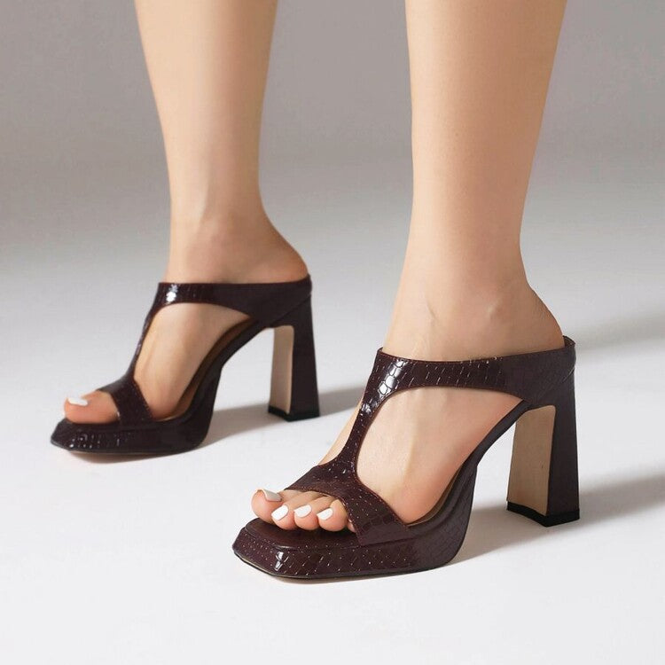 Graceful Orthopedic Sandals for Modern Look