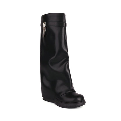 Graceful Orthopedic Boots for Modern Look