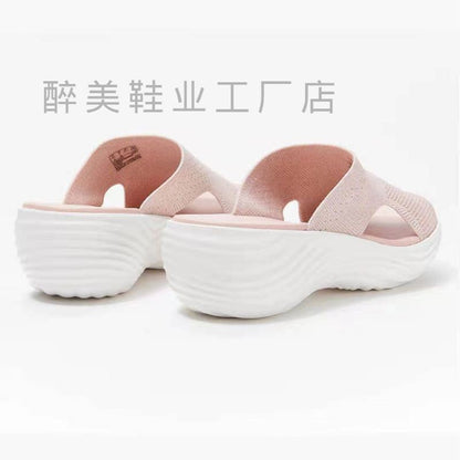 Graceful Orthopedic Sandals for Modern Look