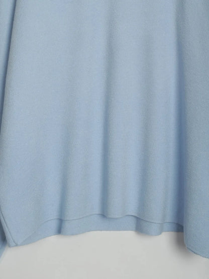 Gracefully Designed Jumper