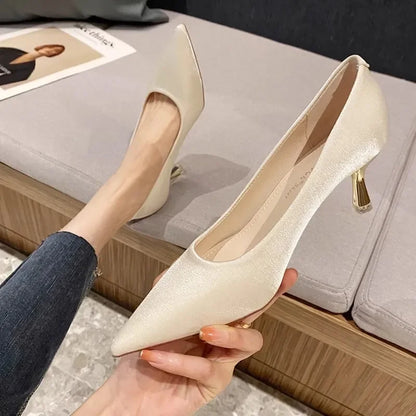 Tailored and Comfortable Orthopedic Heels