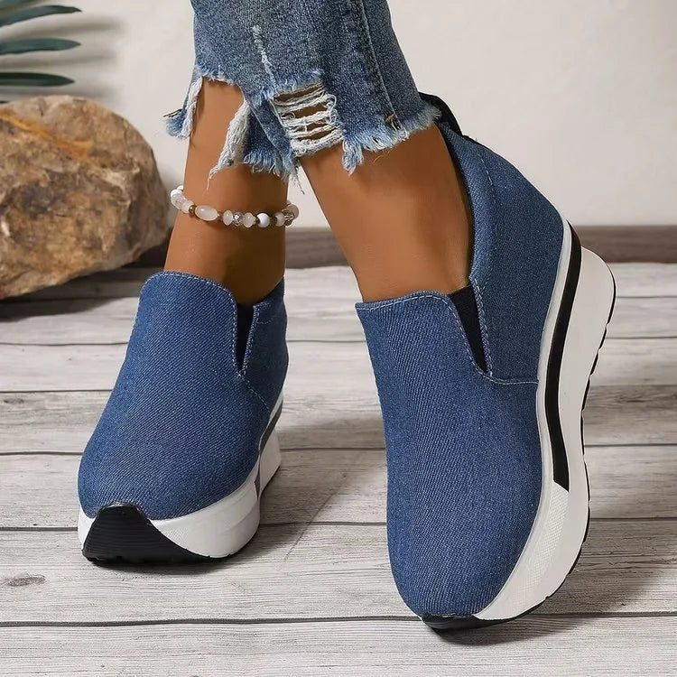 Tailored and Comfortable Orthopedic Sneakers
