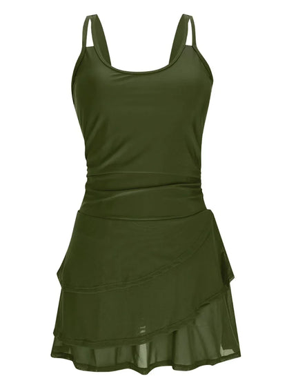 Sophisticated Dress With a Clean Classic Look
