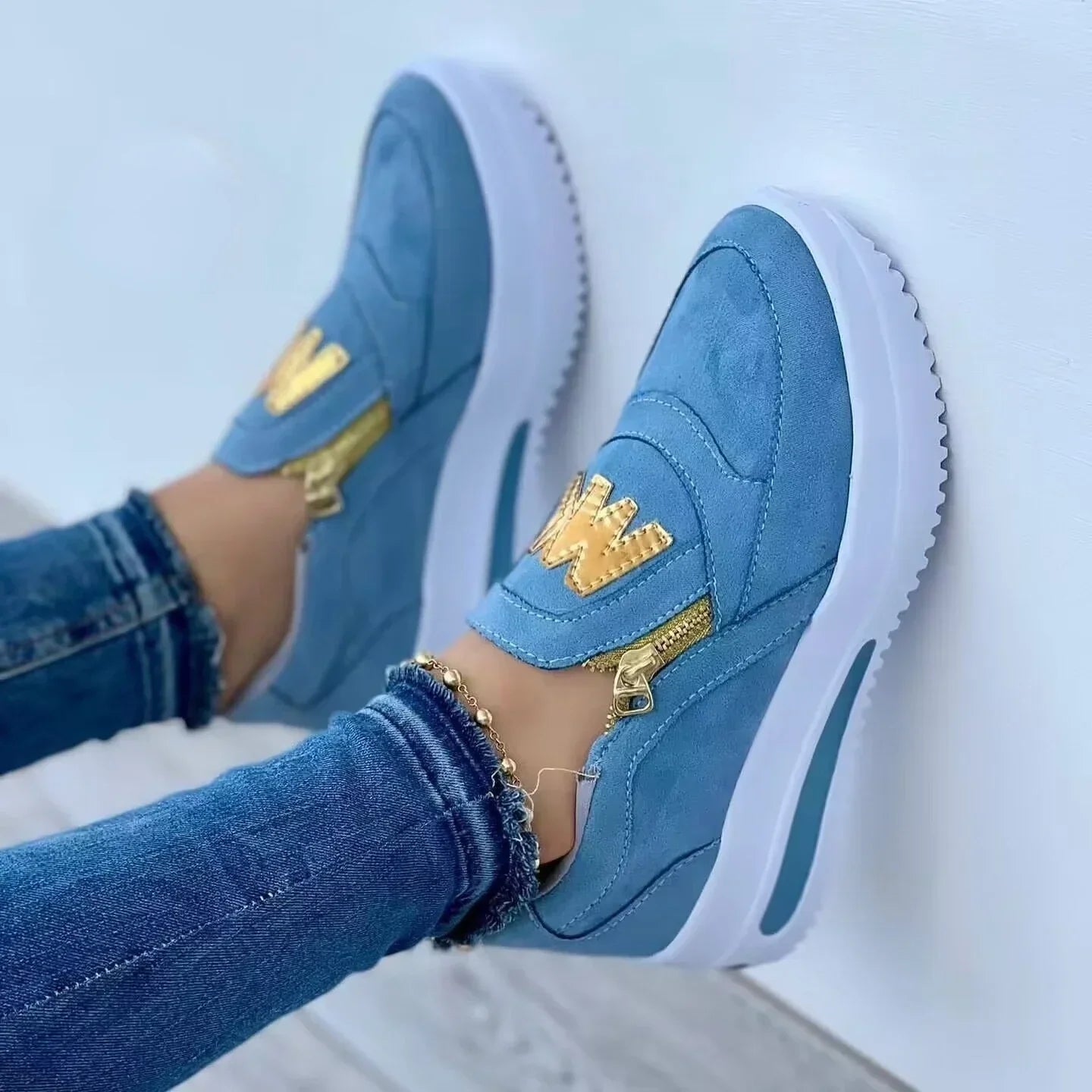 Versatile and Supportive Orthopedic Sneakers