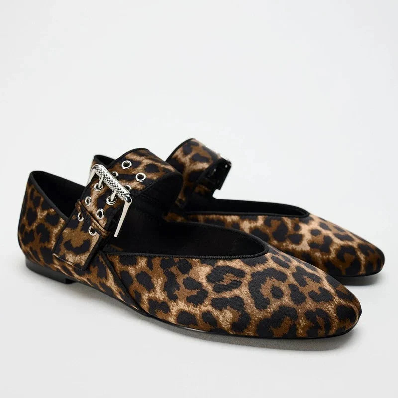 Durable and Supportive Orthopedic Flats