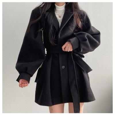 LM | Chic belted jacket for women