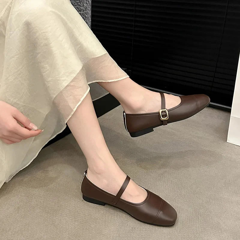 Tailored and Comfortable Orthopedic Shoes