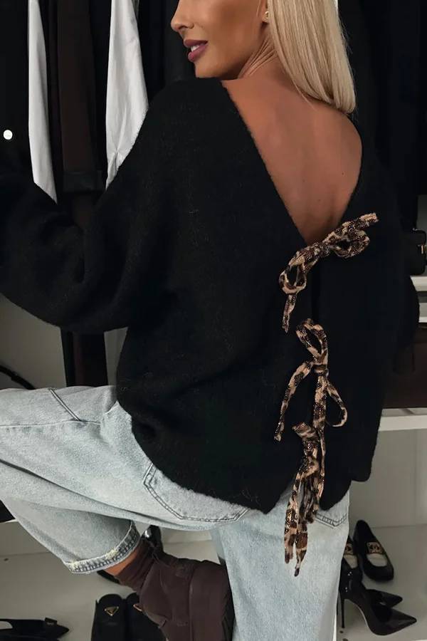 Gracefully Designed Jumper