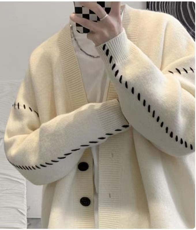 LM | Vintage V-neck cardigan sweater