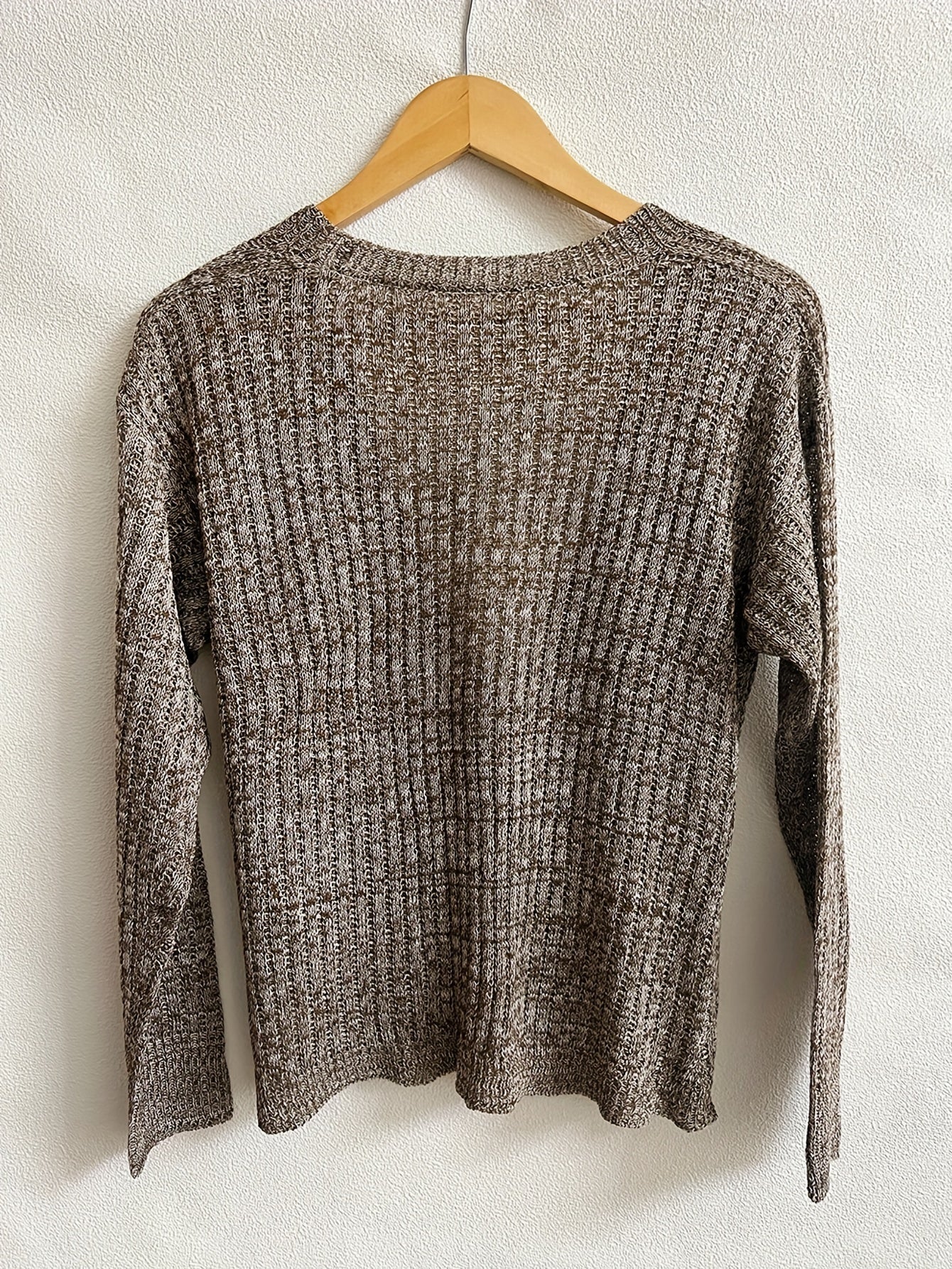 LM | Modern and versatile winter sweater