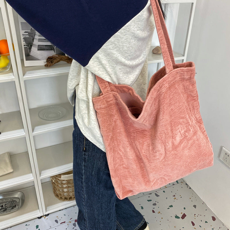 Elegantly Designed Bag