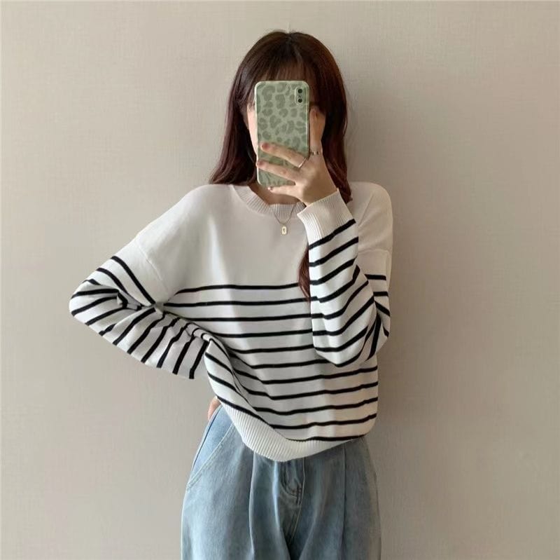 LM | Solid round neck sweater